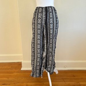 NEVER WORN Made With Love black and white Pallazo pants